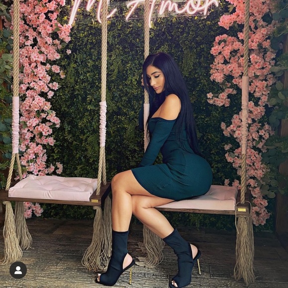 Green midi dress - Picture 3 of 3